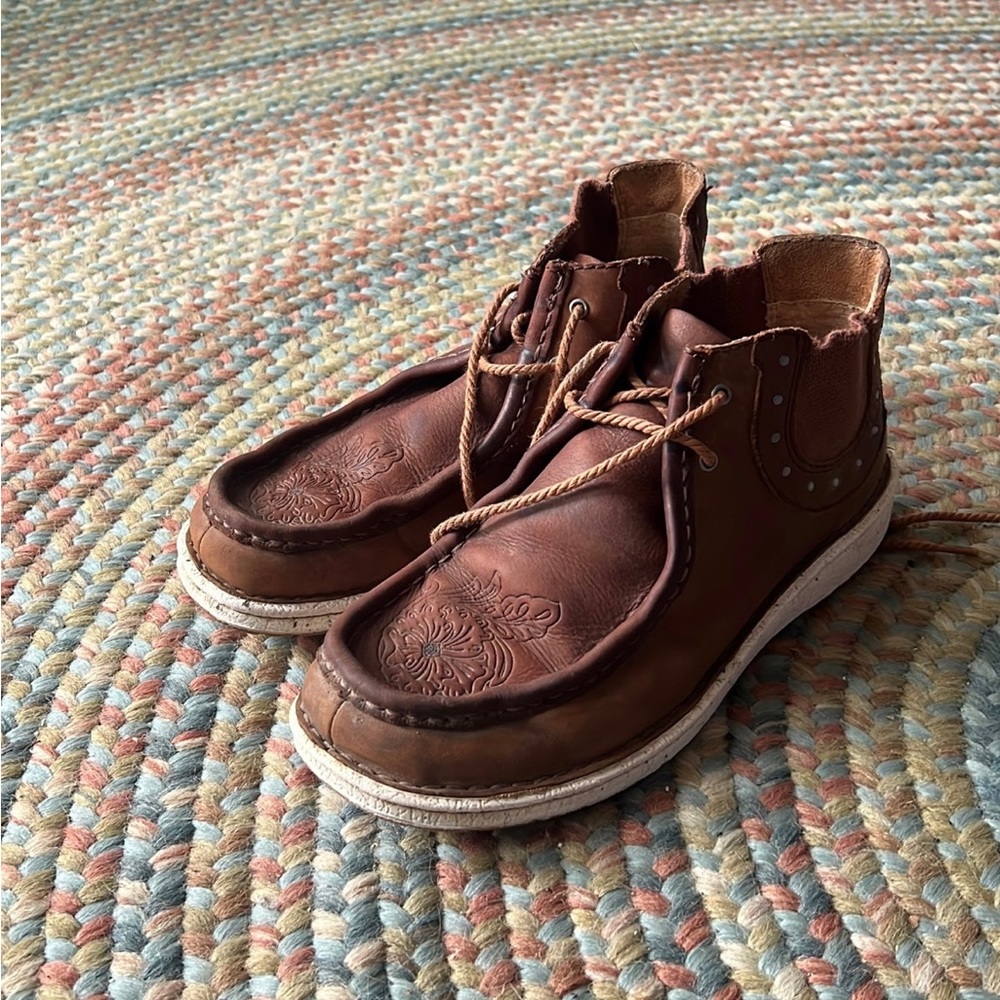 Justin lace up boots